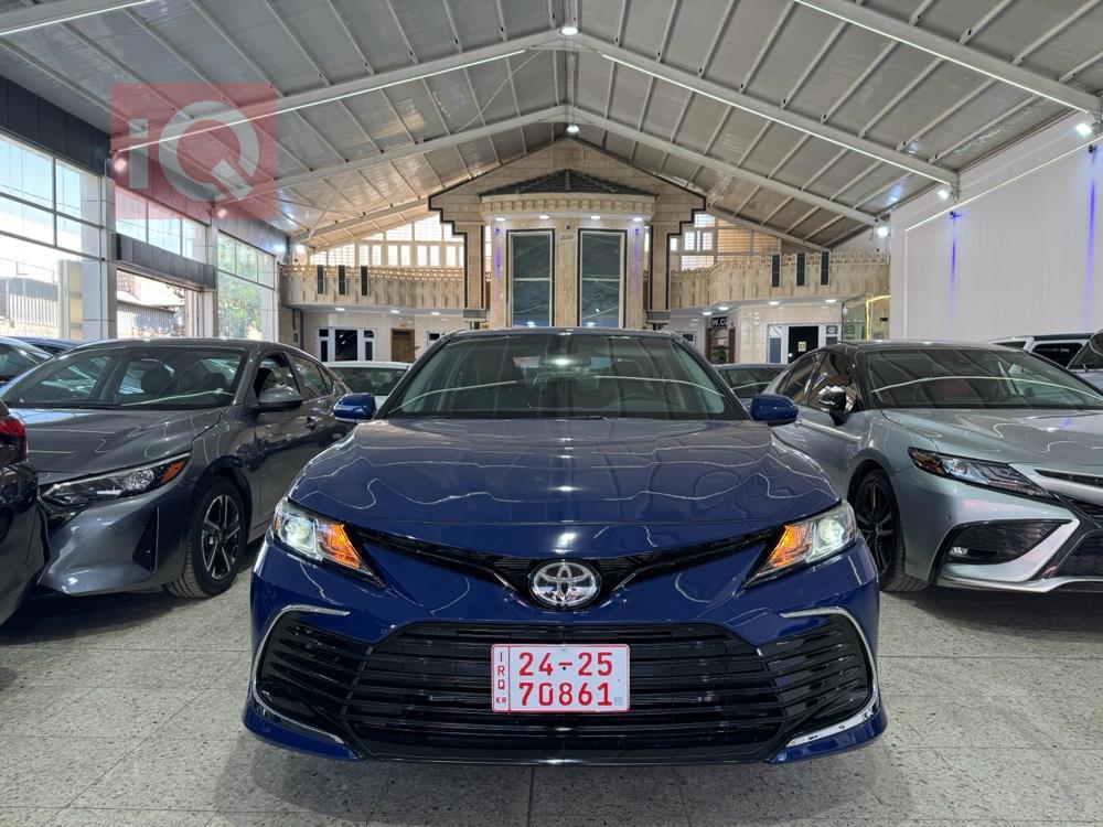 تۆیۆتا کامری